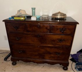 Antique Bakers Chest Of Drawers