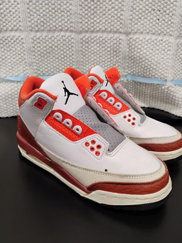Jordan 3 - Size 4.5Y ( Read description)