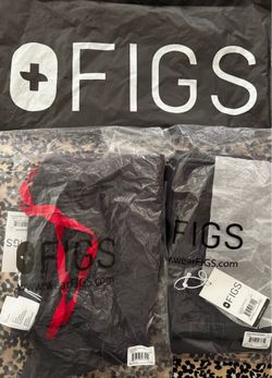 Gray figs scrub set, new with tags attached
