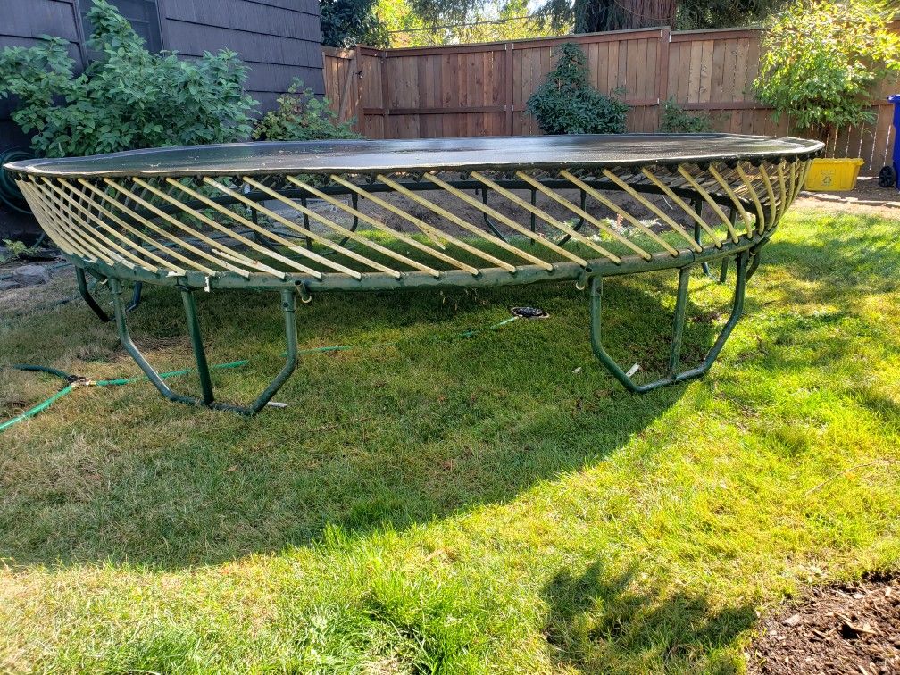 Old Style  Big Trampoline  13 X 13 Ft Diameter