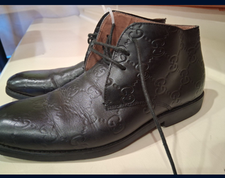 MENS GUCCI Leather GG Embossed Leather Chukka boots size 10