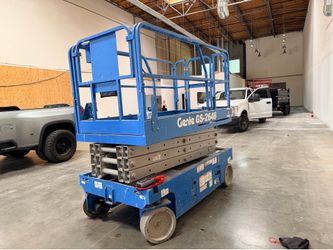 Genie Scissor Lift