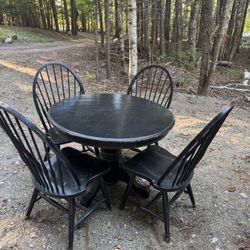 Table And Chairs 