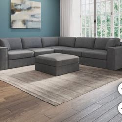 Thomasville Bryden Fabric Sectional with Storage Seats and Ottoman