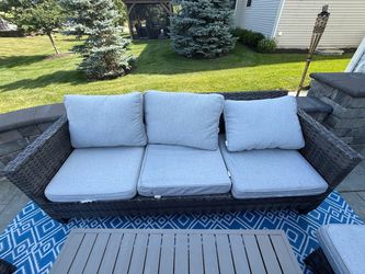 Outdoor Wicker Patio Sofa with Cushions