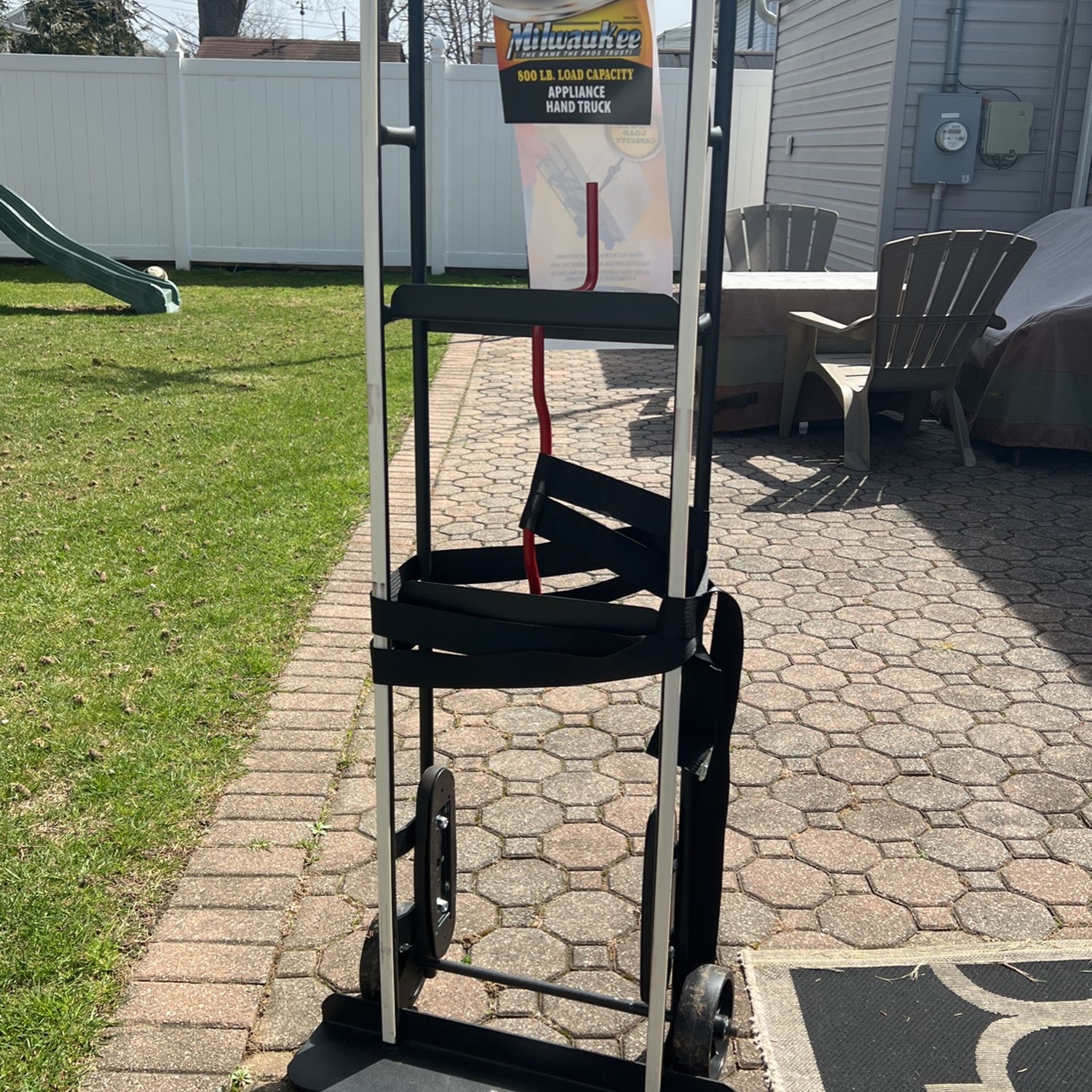 Milwaukee 800 Lb. Capacity Appliance Hand Truck