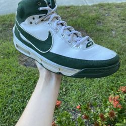 Nike Air Max Elite Green/white Men’s Size 10.5