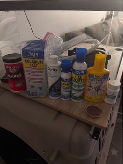 10 gallon fish tank and supplies