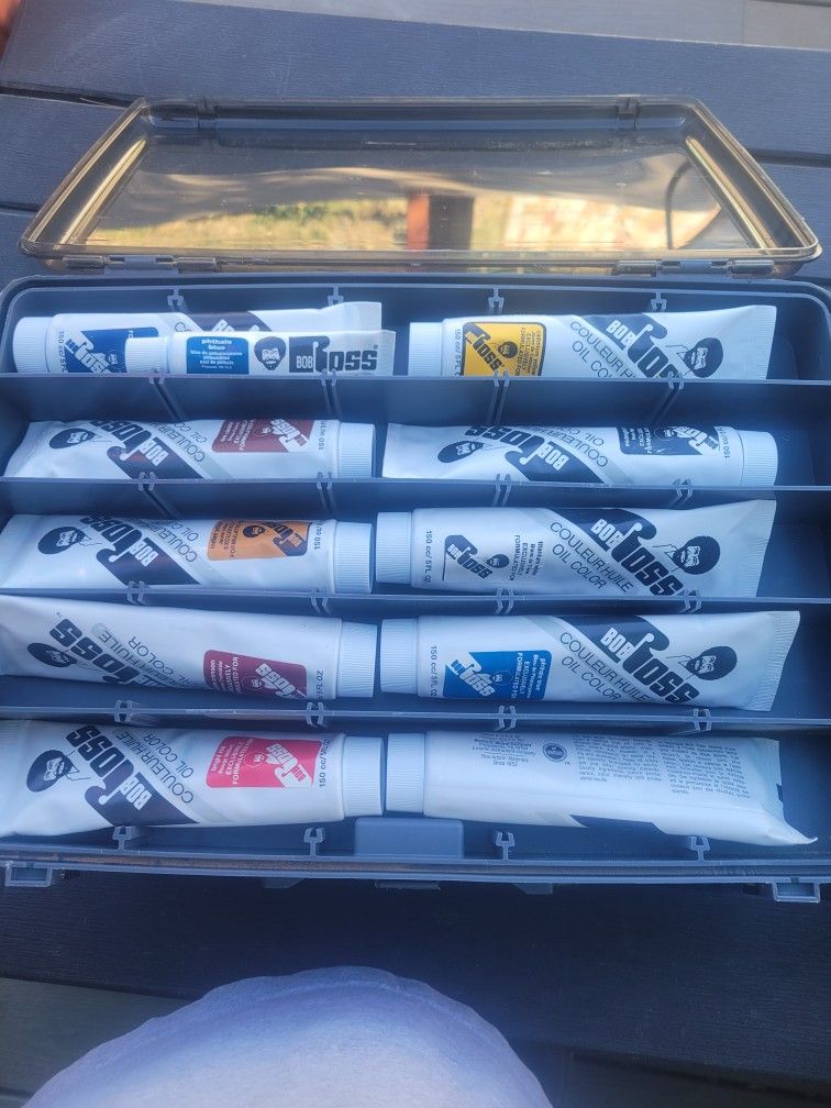 Artist art supply bundle. Oil Paints / Brushes Etc.