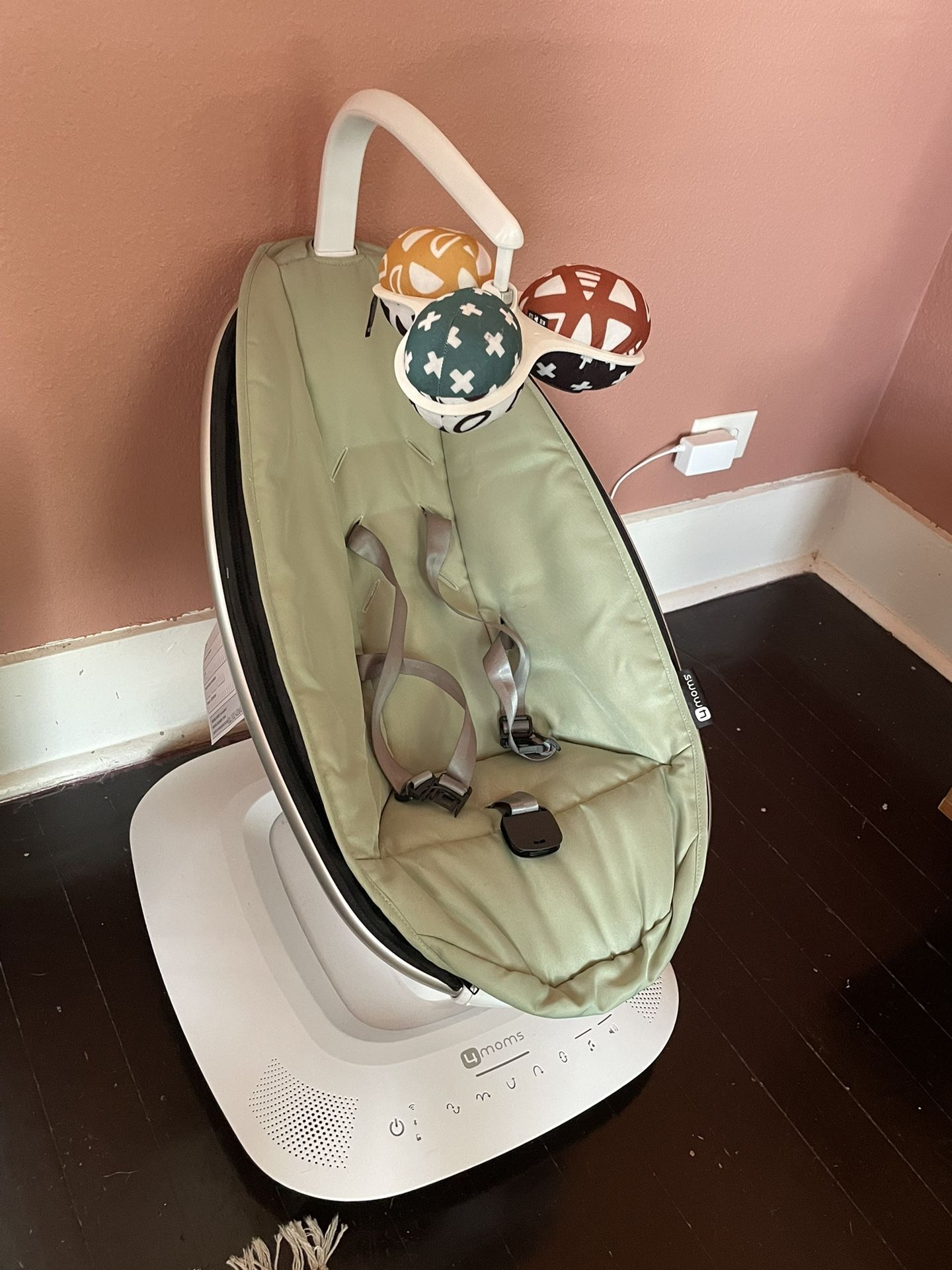 2025 MamaRoo Baby Swing 4moms (Newest Version)