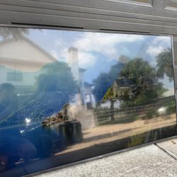 LG 75UN7070PUC