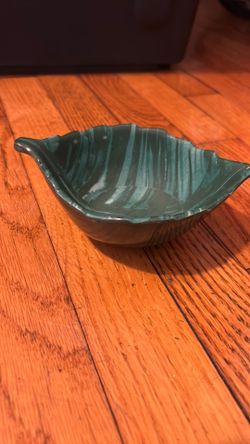 Leaf dish
