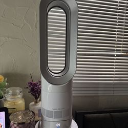 🔥 Dyson Hot+Cool AM09 Jet Focus Heater & Fan ❄️☀️ – Paid $494, Asking $250 OBO 💨 Box Included 🎁