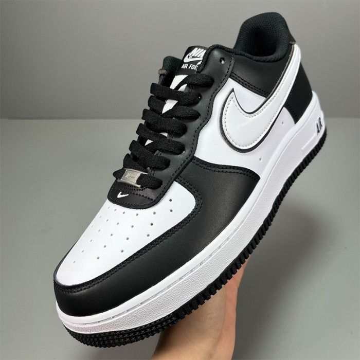 Nike Air Force 1'07 Men's Shoes Size 10