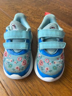 Toddler Adidas Size 6K Snow White