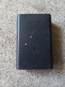 Vita adapter power