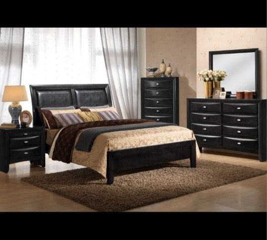 *Black Friday Now*---Emily Black Classic Bed And Dresser/Mirror Sets---Starting At $599---Delivery And Easy Financing💪