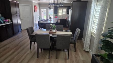 Dinning table with 6 chairs