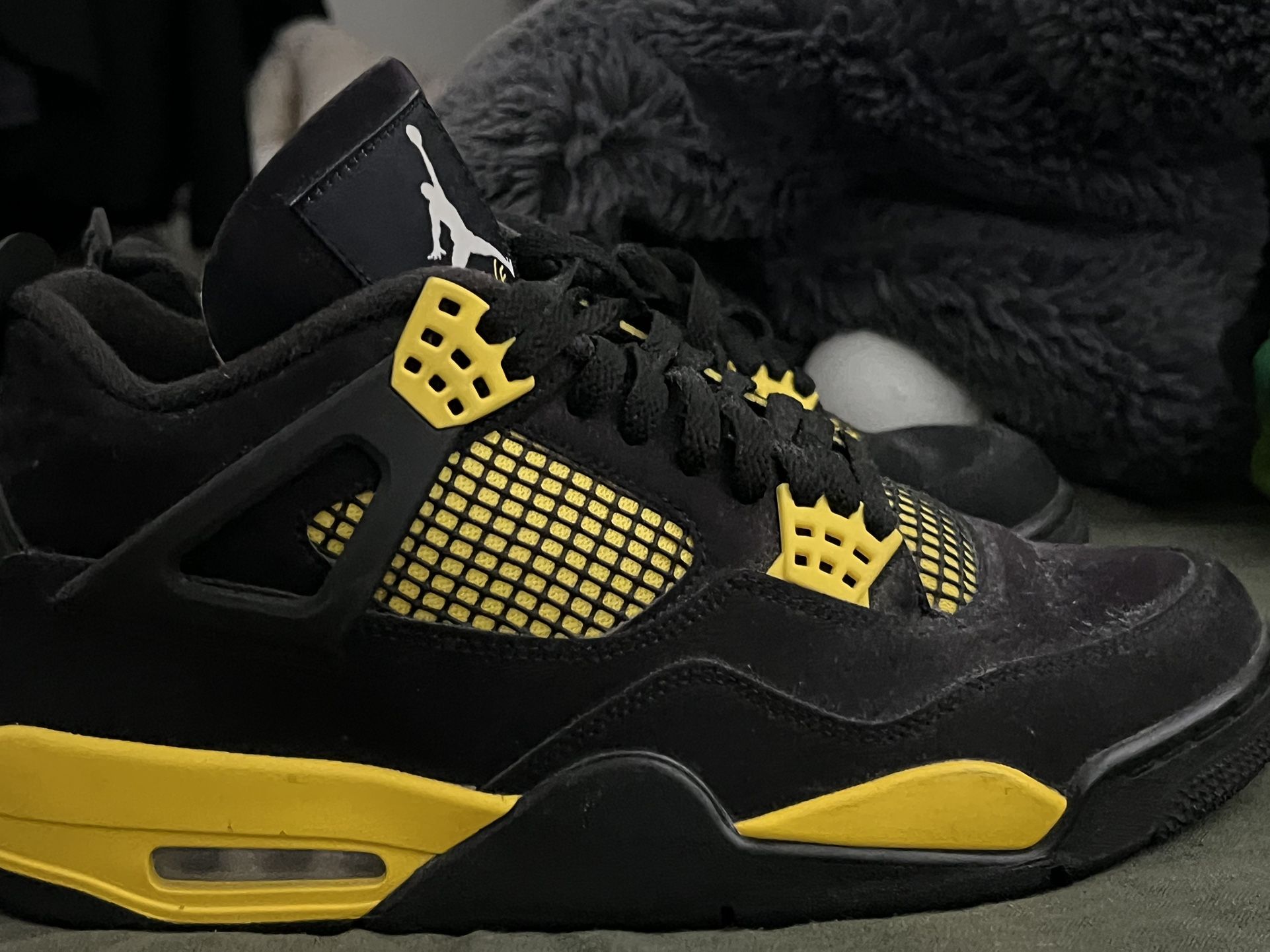 Jordan 4