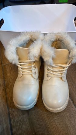 Girls. Boots