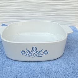 Vintage Corning Ware 8" Blue Cornflower Casserole Baking Dish