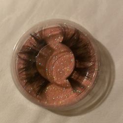Eyelashes 