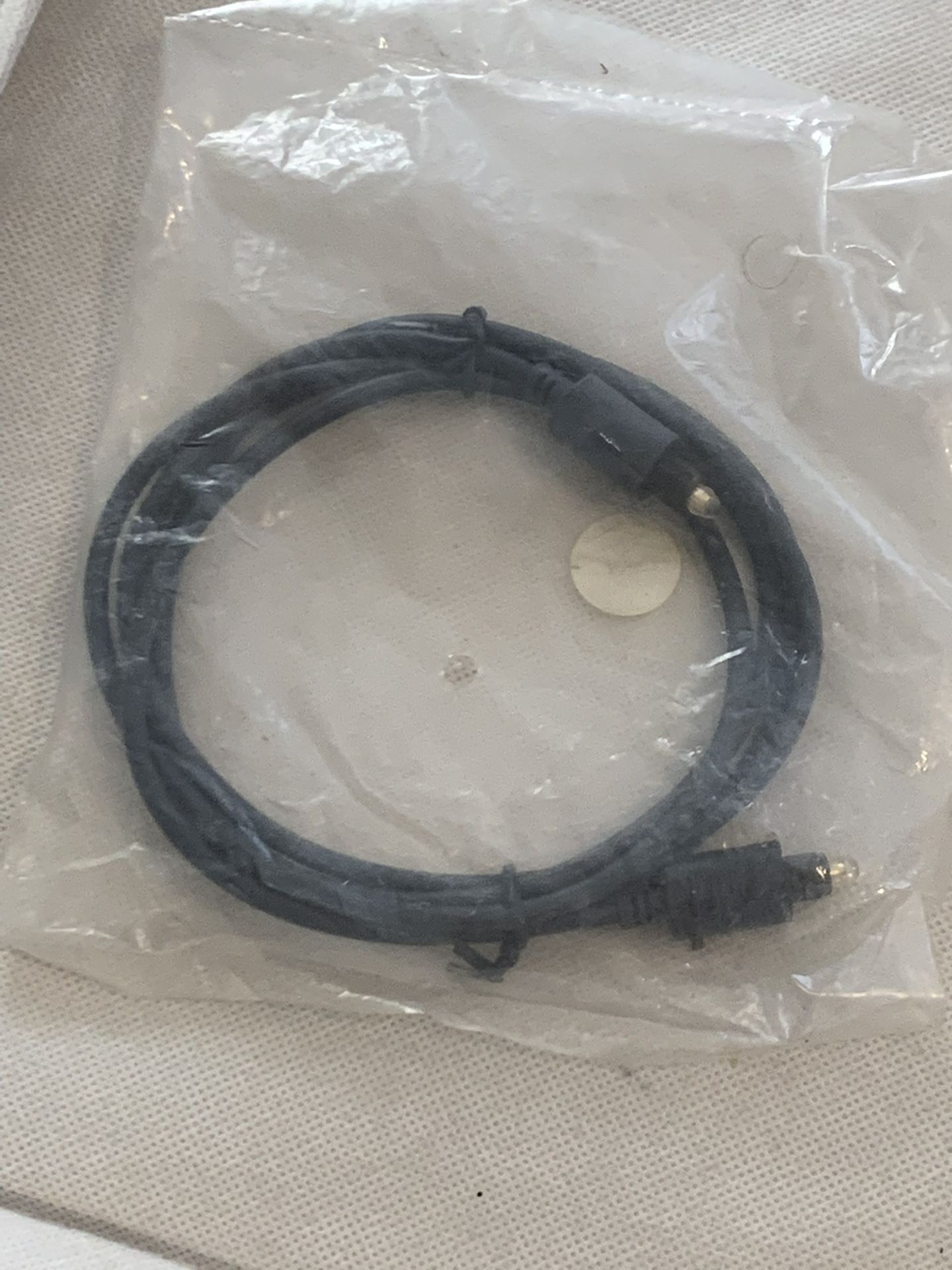 Optical audio cable