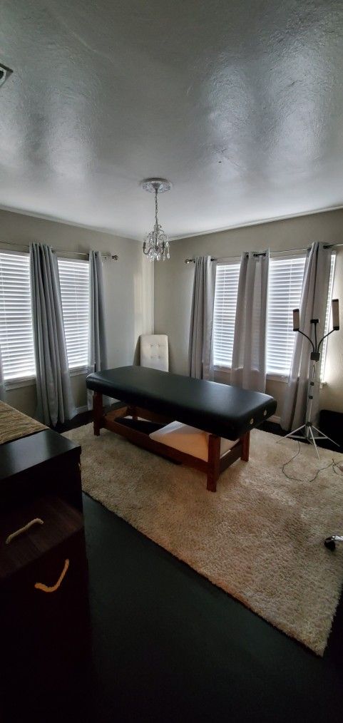 Spa Equipment. Massage Tables, Hydraulic Bed