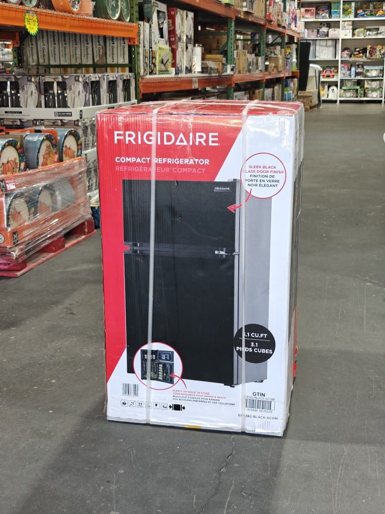 Frigidaire 3.1 cu. ft. 2-Door Refrigerator