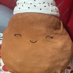 Holiday Coffe Squishmallow 16'