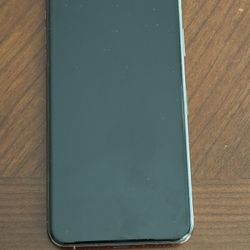 iPhone 11 Pro Max - 512 GB - Unlocked- Like New- No Scratches