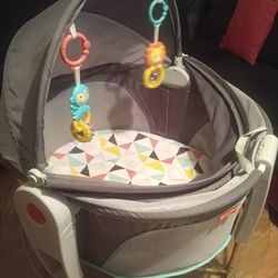 On-The-Go Fisher Price Baby Dome 