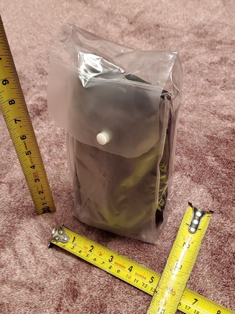 Clear vinyl plastic packaging storage Pouch bag Snap closure & hanger loop Size 4.25"W x 9"H x 2.5"D New
Packaging storage Pouch bag
Clear vinyl pl