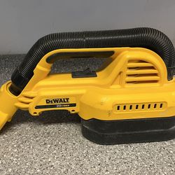 DEWALT 20V MAX cordless vacuum