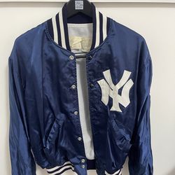 NY Yankees Satin Jacket – Vintage Style – Size M– Good Condition
