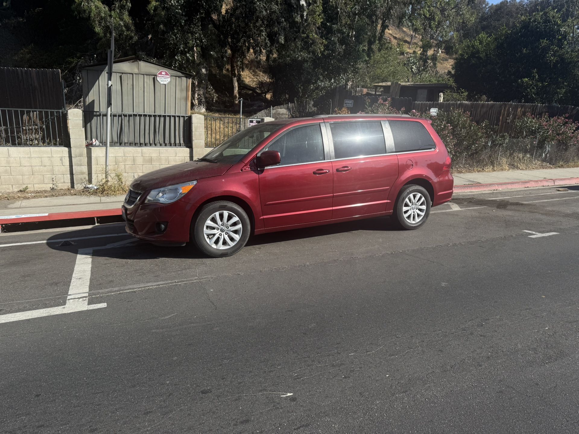 2012 Volkswagen Routan