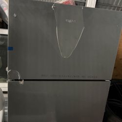 Brand New Stainless Steel Whirlpool Refrigerator Not Used 