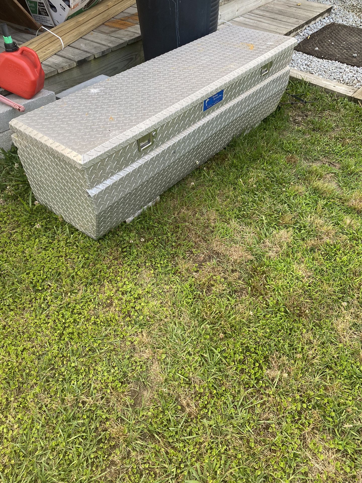 UWS Truck Tool Box 60”long 18”high With Keys