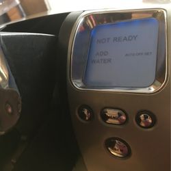 KEURIG   Coffee Maker  Uses Coffee Pods 