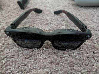 Vulture glasses
