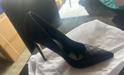Size 37 , Color Black,