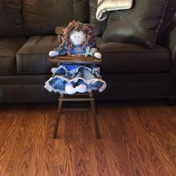 ADORABLE DOLL HIGHCHAIR  w/ DOLL  