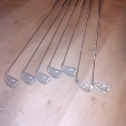 Golf Clubs 