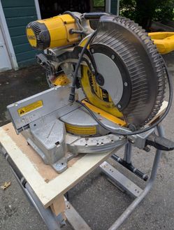 DeWalt 12" Miter Saw