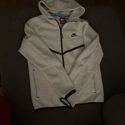 Nike Tech 