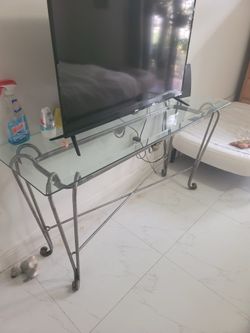 Free table
