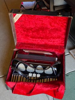 Galanti Accordion  with case , made in Italy