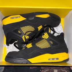 Jordan 4 Yellow Thunder 