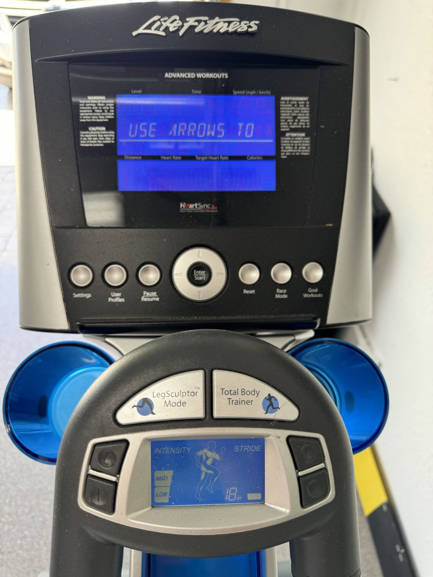 Life fitness Elliptical 