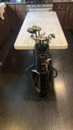 Golf Men’s RH Assorted Drivers Wilson Irons w/Tour Craft Bag